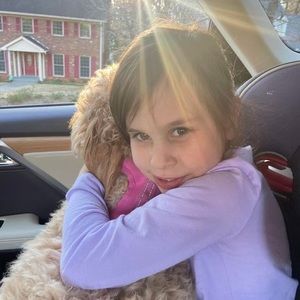 Meet your Posher, Brenda